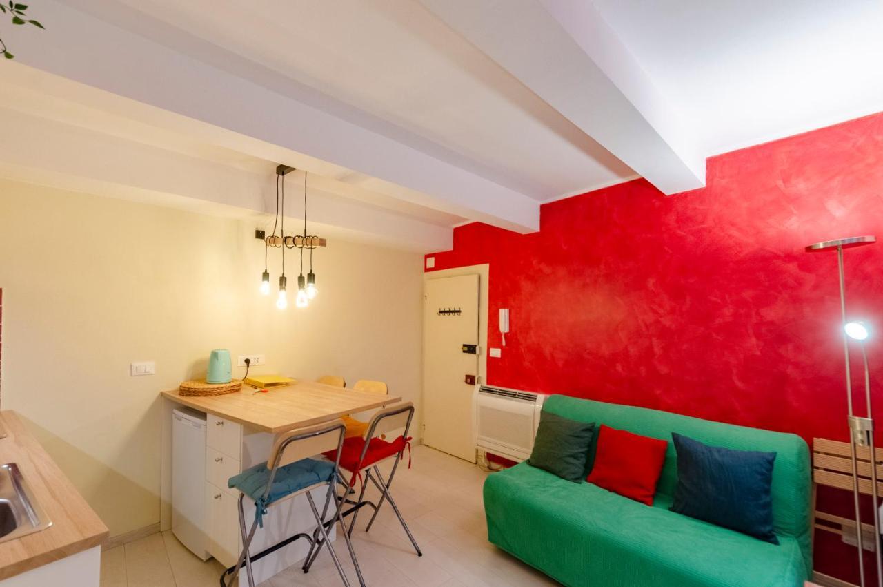 ジェノヴァJoivy Cosy Flat In The Centreアパートメント エクステリア 写真